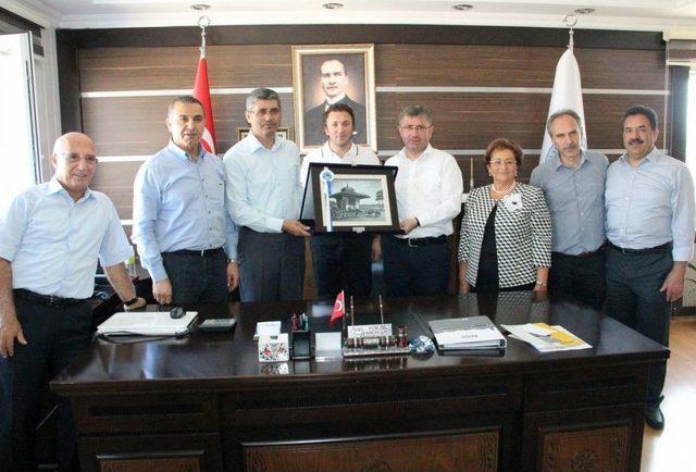 Üsküdar Belediye Başkanı Türkmen, Suşehri'de