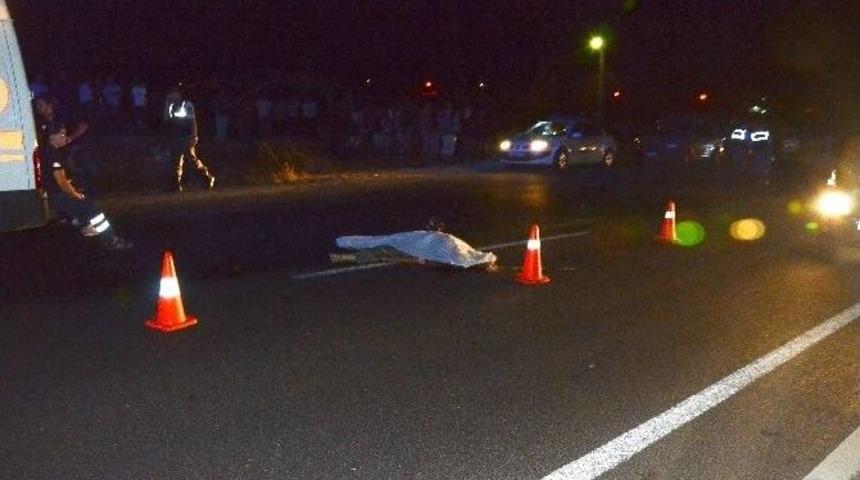 Akhisar&rsquo;da Motosiklet Kazası: 1 &Ouml;l&uuml;