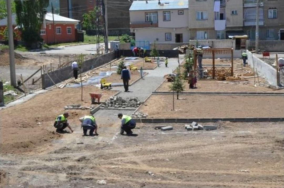 Paland&ouml;ken Belediyesi 6 Yeni Parkı Hizmete A&ccedil;ıyor&hellip;