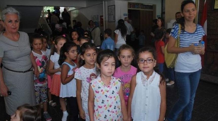 Minikler İ&ccedil;in İlk Ders Zili &Ccedil;aldı