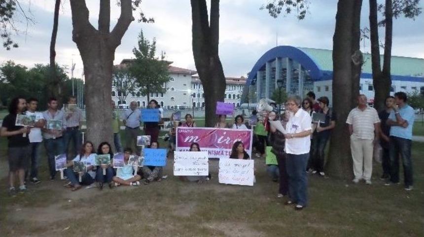 Kadınlar Barış İ&ccedil;in Eylem Yaptı