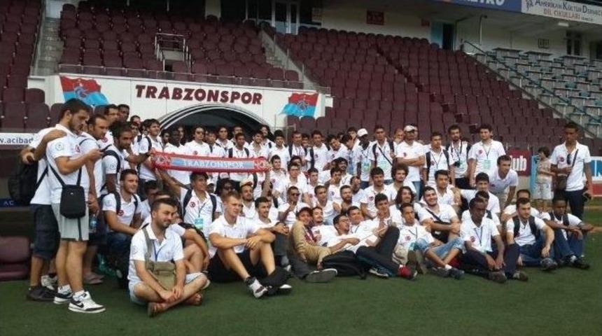 Uluslararası Gen&ccedil;lik Kampı S&uuml;r&uuml;yor