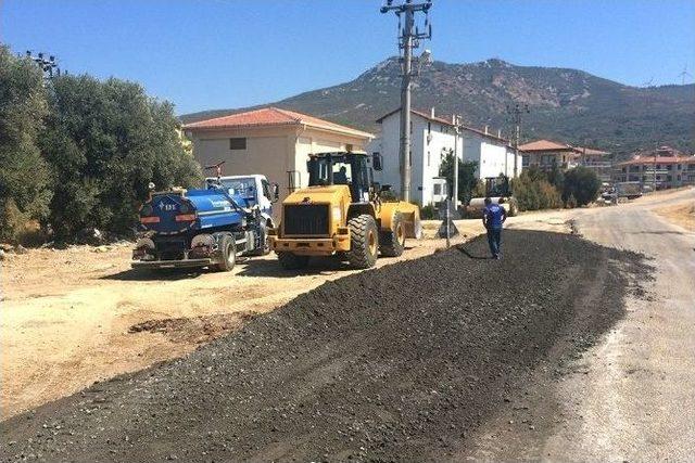 Bağarası-yenifoça Yolu’na Neşter Vuruldu