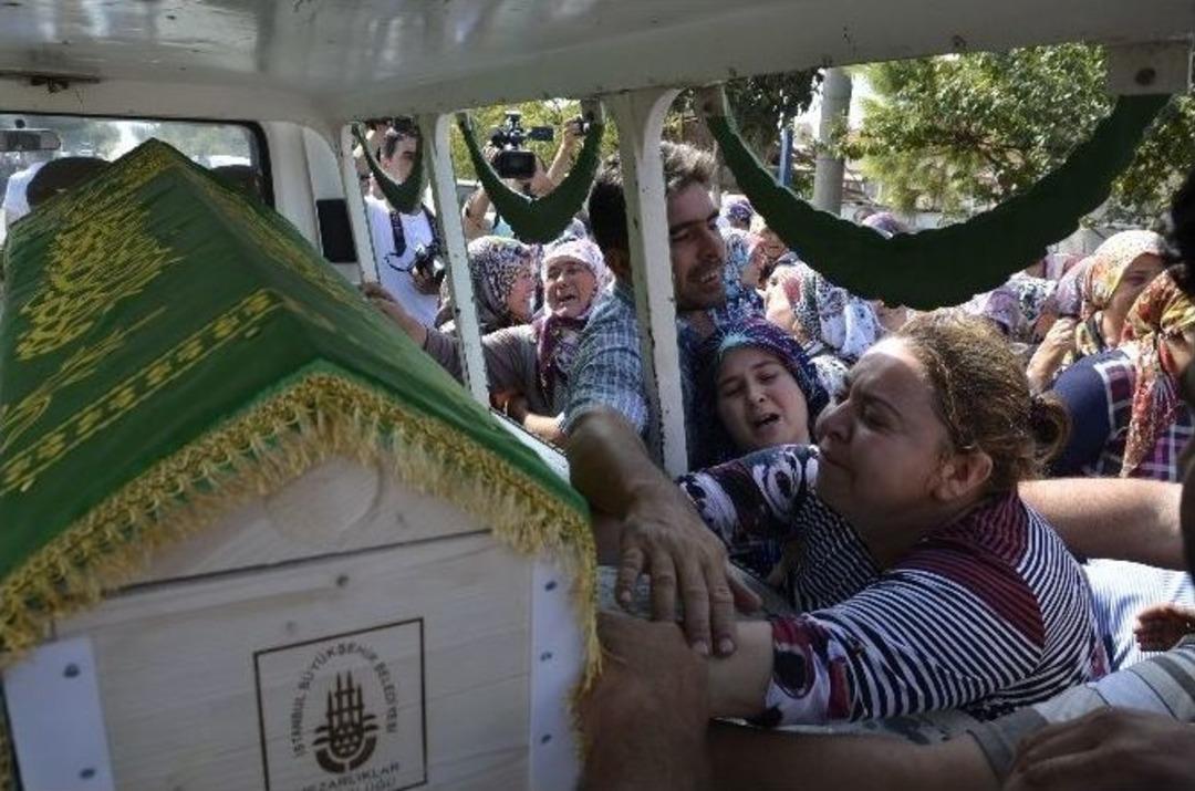 Asans&ouml;r Kazasında Hayatını Kaybeden Vahdet Bi&ccedil;er Son Yolculuğuna Uğurlandı