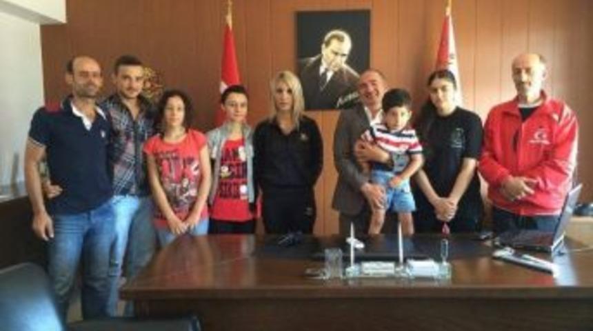 Sporculardan M&uuml;d&uuml;re Ziyaret