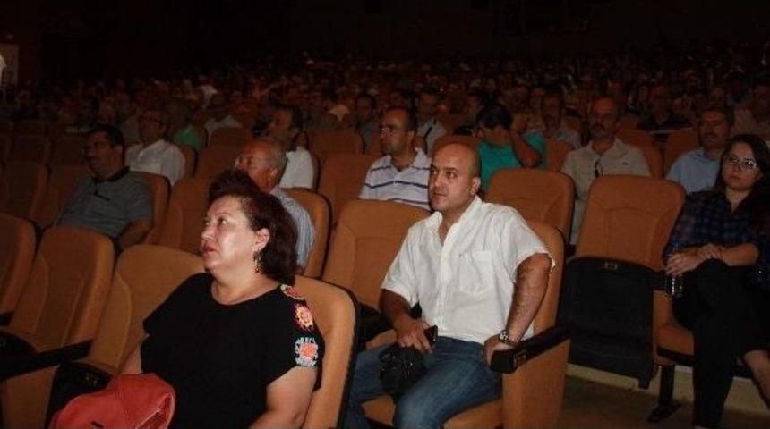 &ldquo;ilham Veren &Ouml;ğretmen&rdquo; Projesi Konferansı D&uuml;zenlendi