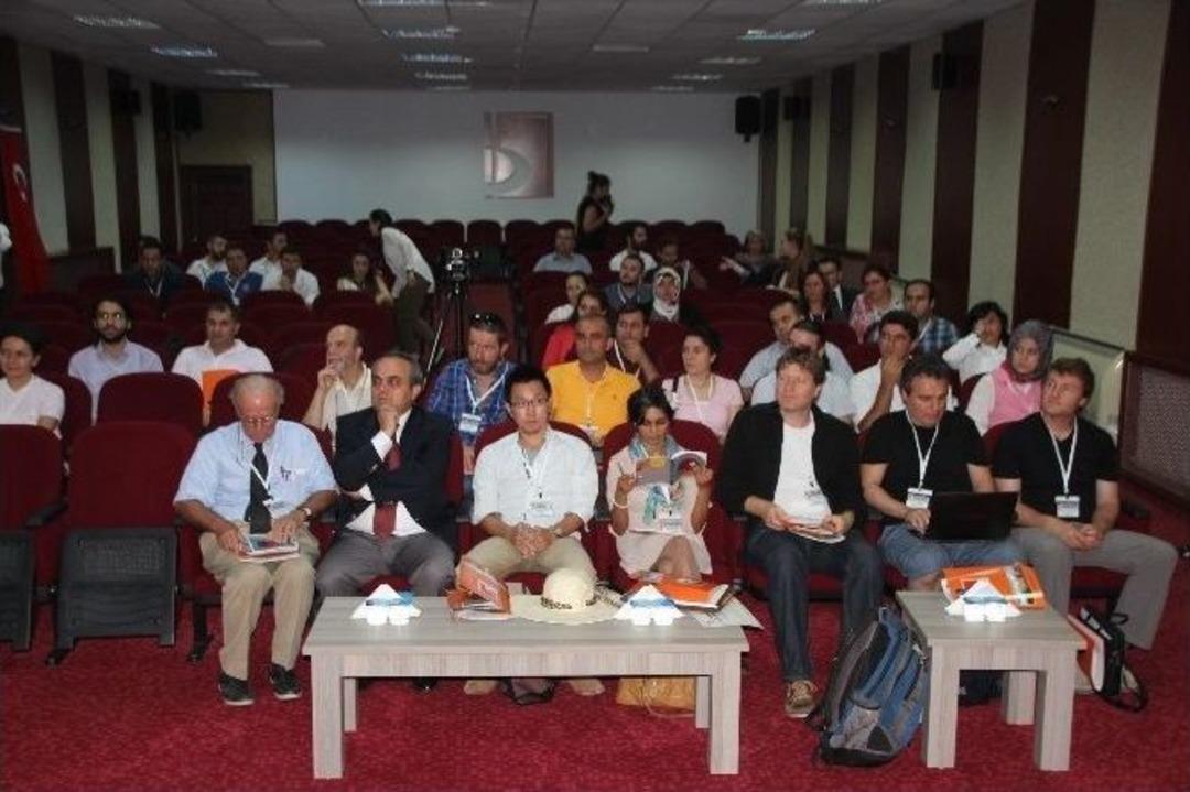 Bilecik&rsquo;te &ldquo;uluslararası Diophantine Denklemlerde Mod&uuml;ler Metotlar &Uuml;zerine Temel &Ccedil;alıştay&rdquo;ı Başladı