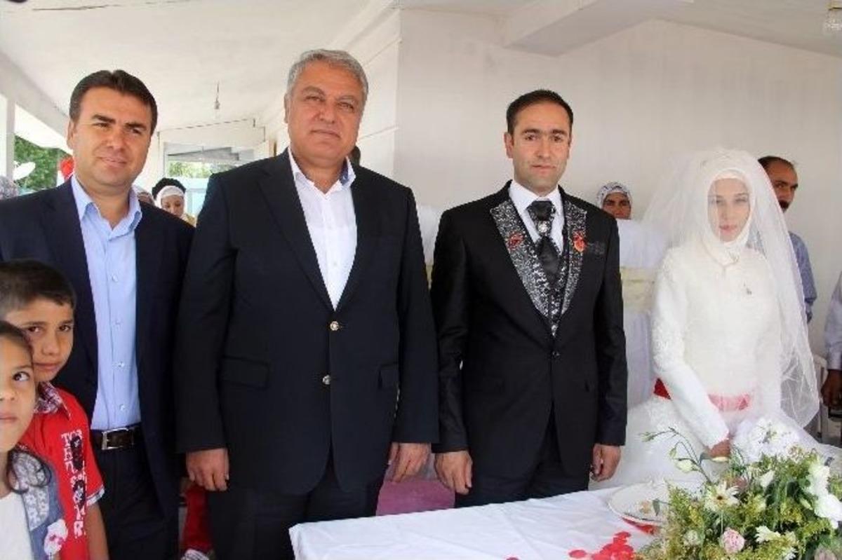 Ağrı Valiliği Basın M&uuml;d&uuml;r&uuml; D&uuml;nya Evine Girdi