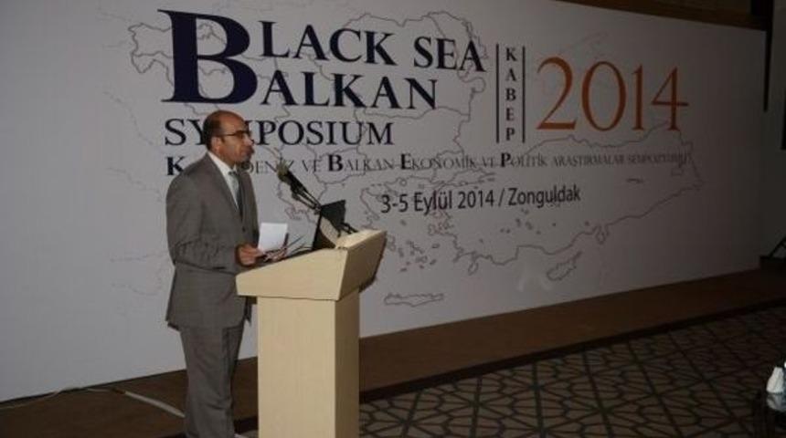 I. Karadeniz Ve Balkan Ekonomik Ve Politik Araştırmalar Sempozyumu Sona Erdi