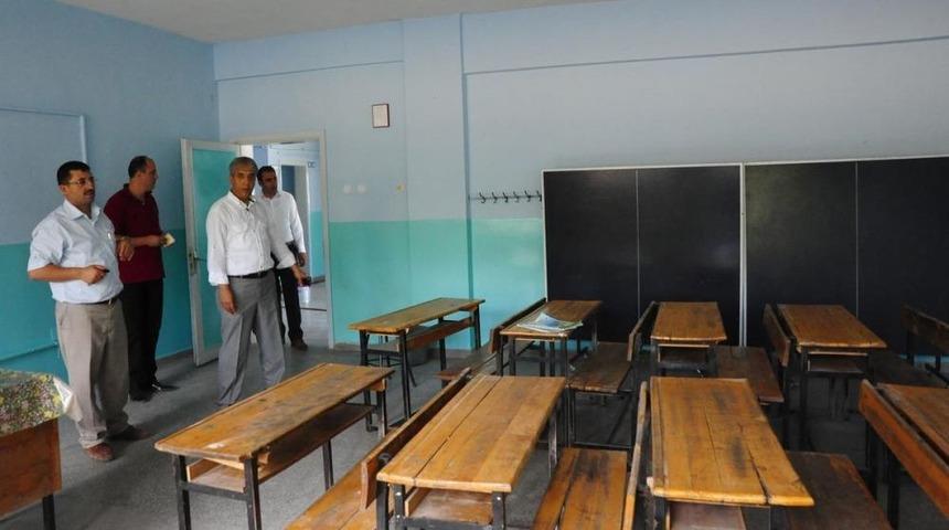 Ahlat'ta Okullar Yeni Eğitim &Ouml;ğretim Yılına Hazır