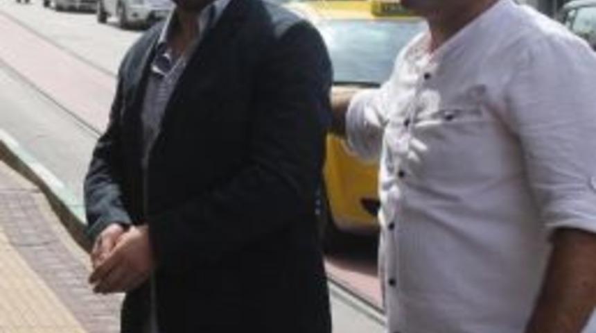 G&uuml;r&uuml;lt&uuml; Y&uuml;z&uuml;nden 2 Kardeşi &Ouml;ld&uuml;ren Zanlı Yakalandı