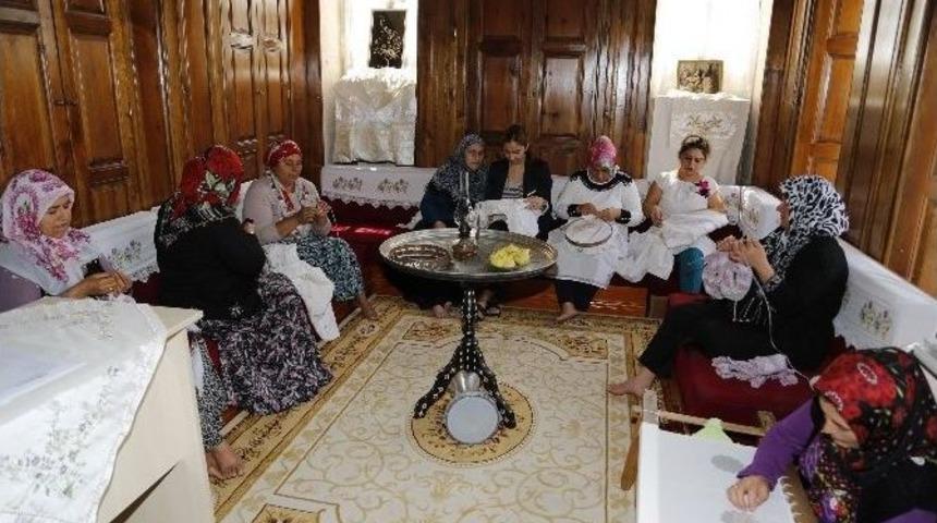 Şahinbey Belediyesi Sosyal Tesislerinde 198 Bin 439 Kişiyi Faydalandı