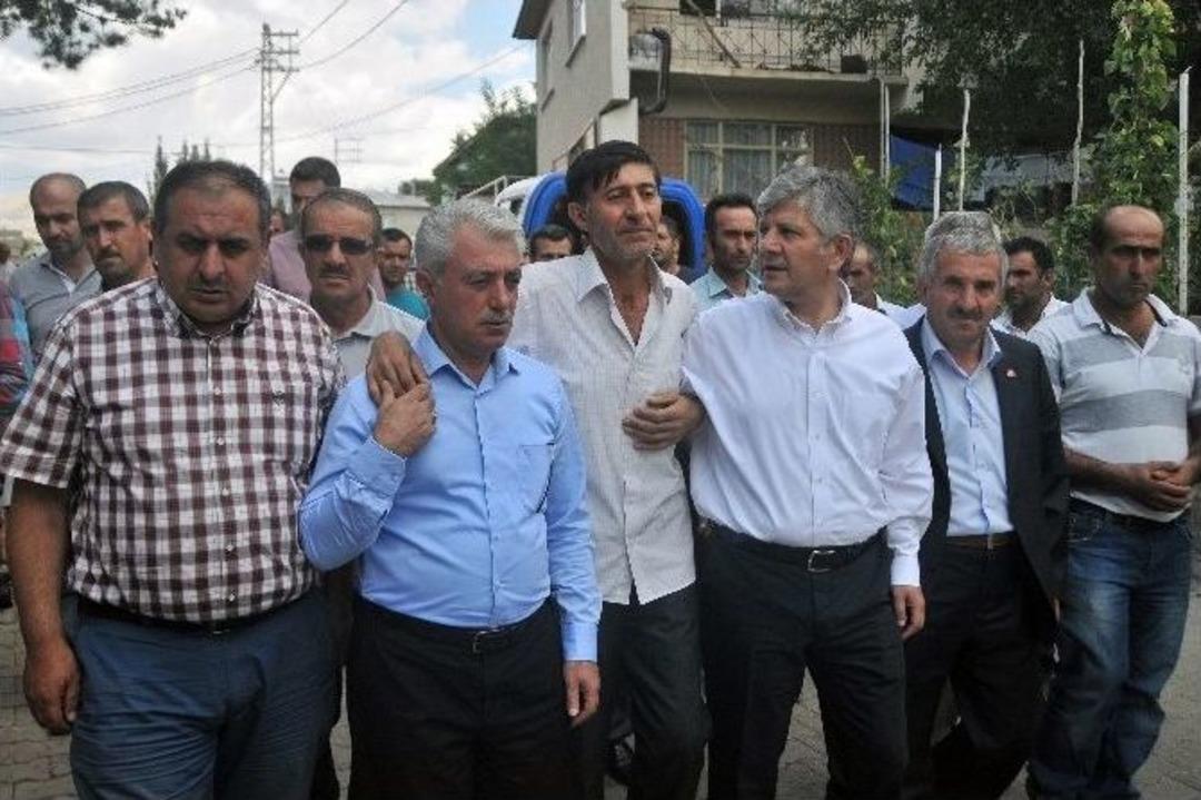 İstanbul&rsquo;daki Asans&ouml;r Faciasında Hayatını Kaybeden İnşaat İş&ccedil;ileri Son Yolculuklarına Uğurlanıyor