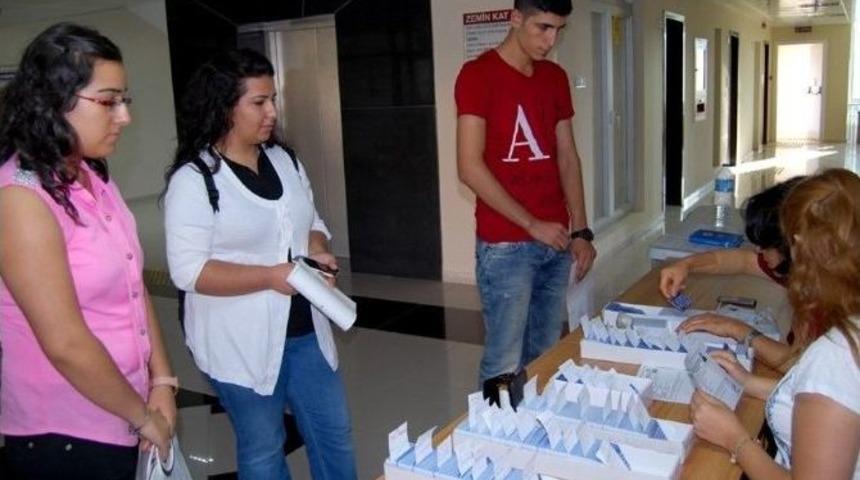 Km&uuml;&rsquo;ye 2 Bin 728 Yeni &Ouml;ğrenci