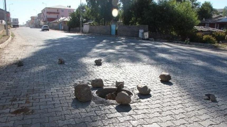 Kırılan R&ouml;gar Kapağı Tehlike Sa&ccedil;ıyor