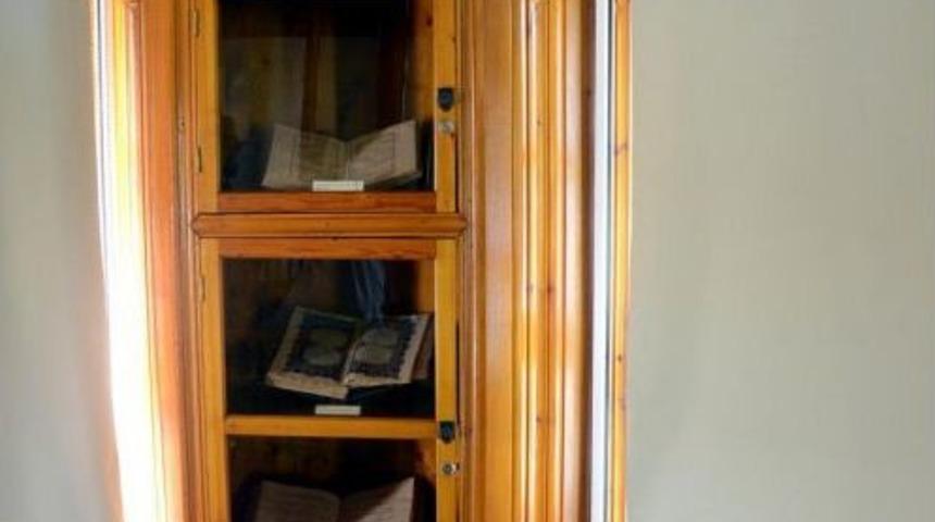 Tokat'taki 8 Asırlık Kur'an-ı Kerim Ilgi &Ccedil;ekiyor