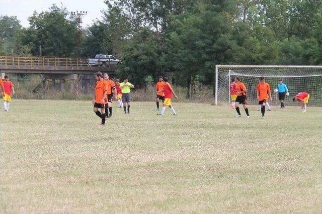 Edirne’de Dostluk Yunanistan’da Futbol Kazandı