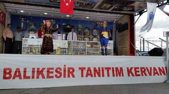 Pehlivanlar İstanbullulara Balıkesir’i Tanıtıyor