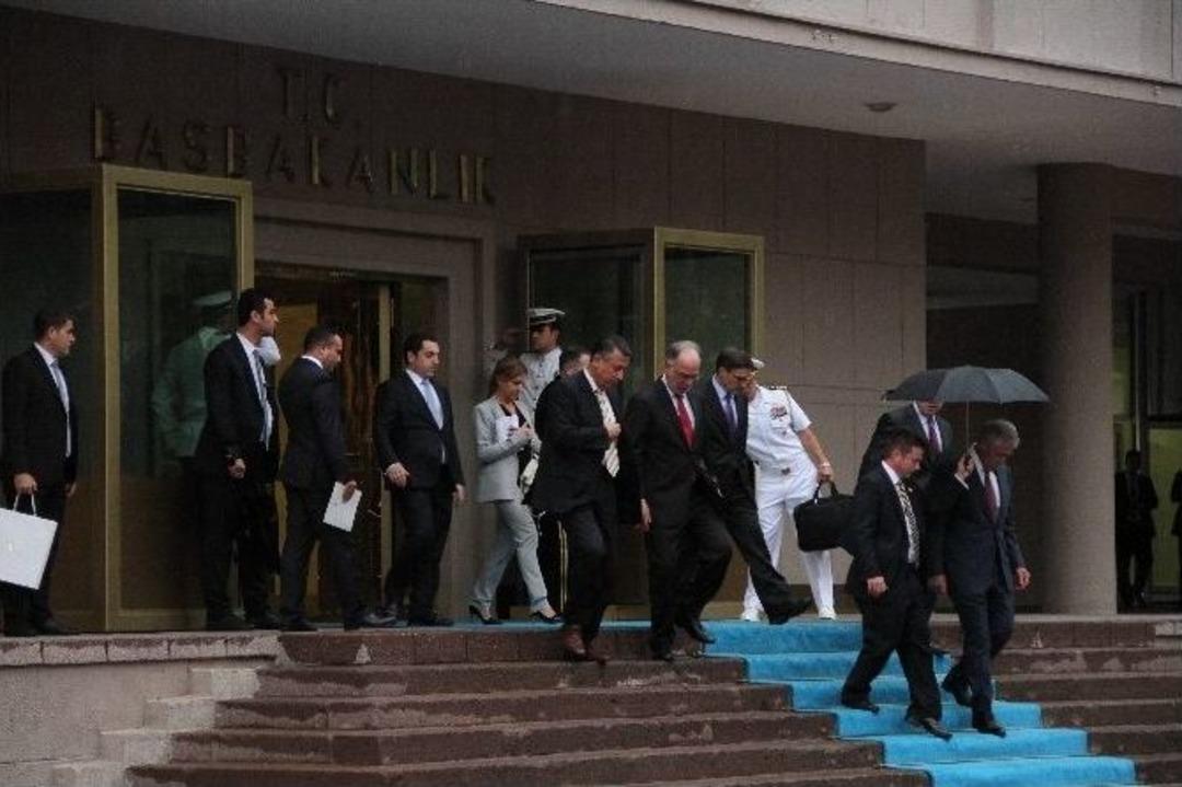 Davutoğlu-hagel G&ouml;r&uuml;şmesi Sona Erdi