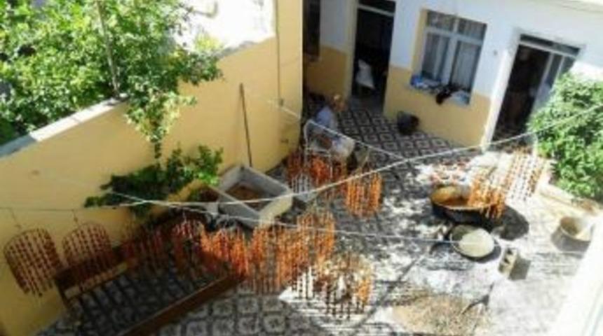 Kilis&rsquo;te Cevizli Sucuk Piyasada