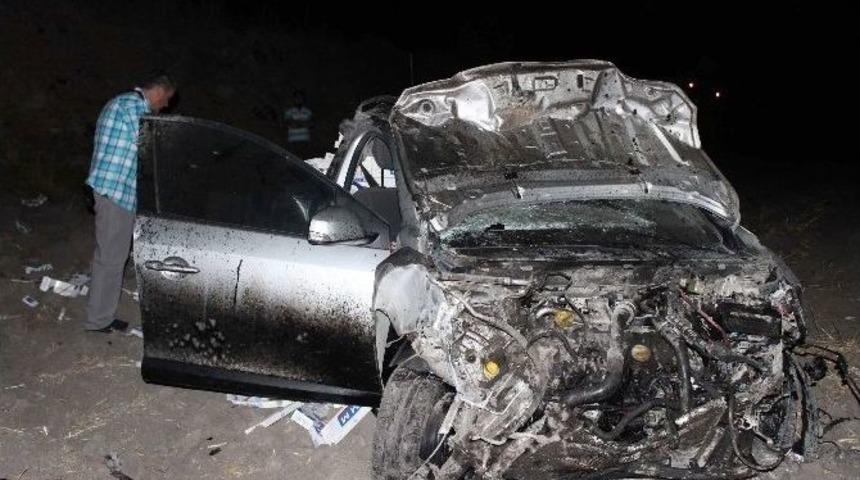 Polisten Ka&ccedil;arken Şarampole Yuvarlandı: 1 Yaralı