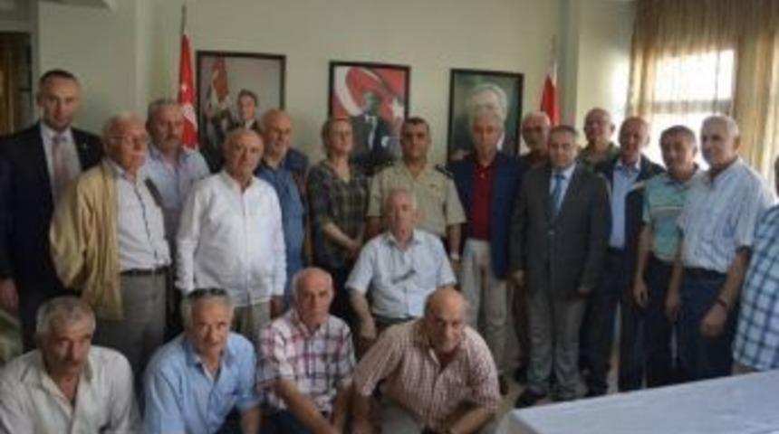 Abhazlar Komutan Ak&ccedil;a&rsquo;yı Ağırladı