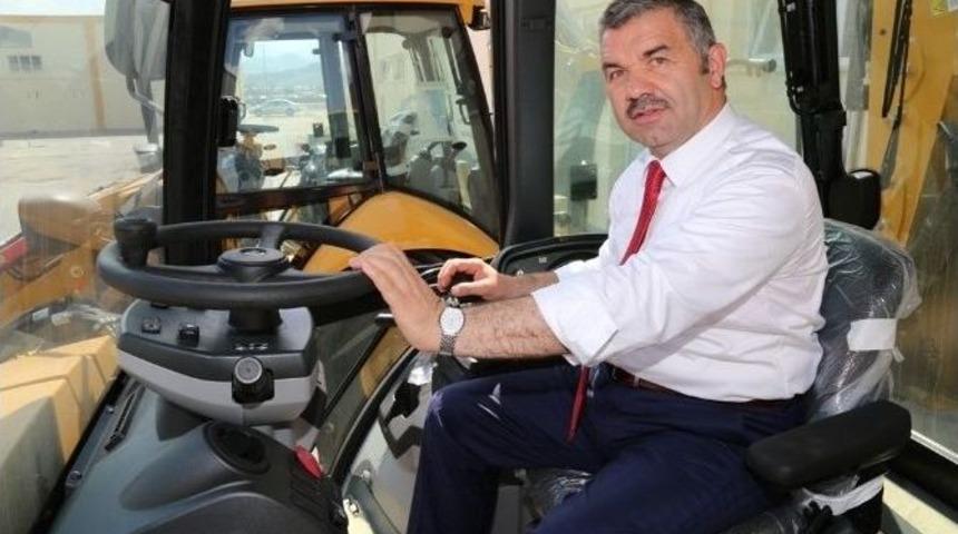 Kocasinan&rsquo;dan 1.7 Milyona 5 Yeni İş Makinası