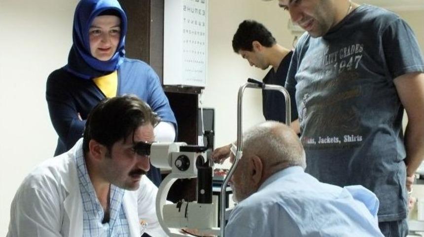 Doktor Keleş, Başarılı Operasyonlarla 65 G&ouml;ze Işık Oldu