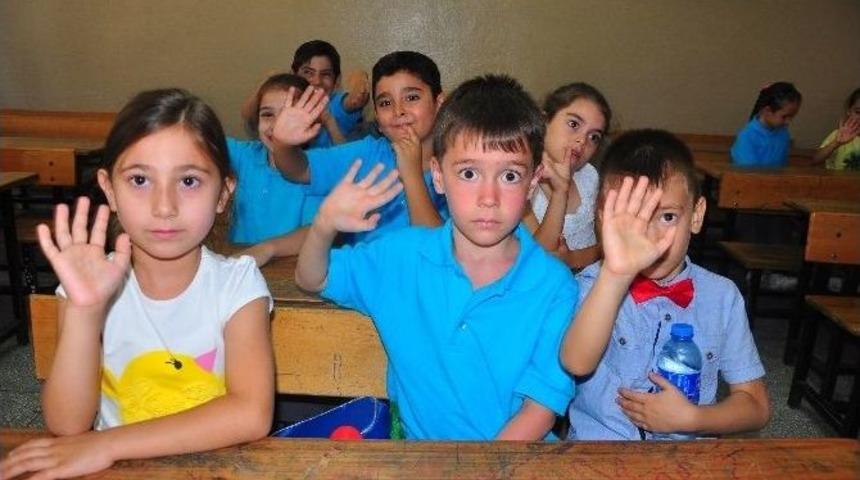 Manisa&rsquo;da Eğitime R&ouml;tarlı Başlangı&ccedil;