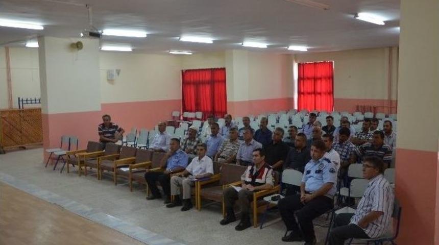 Şarkikaraağaç’ta Servis Şoförlerine Eğitim Semineri Verildi