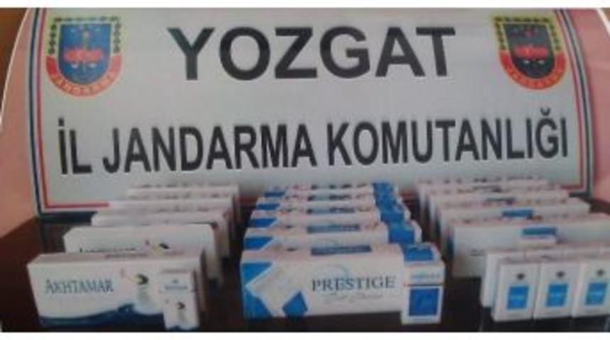Yozgat Jandarma Yolcu Otob&uuml;s&uuml;nde Ka&ccedil;ak Sigara Yakaladı