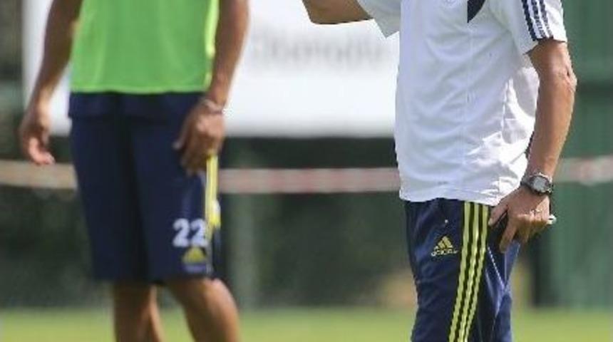 Fenerbah&ccedil;e, Trabzonspor Ma&ccedil;ı Hazırlıklarını S&uuml;rd&uuml;r&uuml;yor