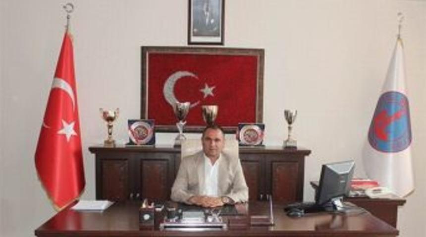 Sivas D&ouml;rt Eyl&uuml;l Belediyespor Başkanı Tunahan&rsquo;dan Taha Akg&uuml;l&rsquo;e Kutlama