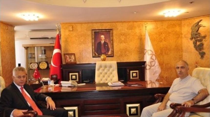 Giresun Valisi Karahan&rsquo;dan Mardin Valisi Taşkesen&rsquo;e Ziyaret