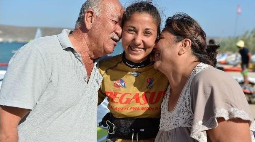 Ağabeyinin Yerine S&ouml;rf&ccedil;&uuml; Oldu, İki Kez D&uuml;nya Şampiyonluğunu Kazandı