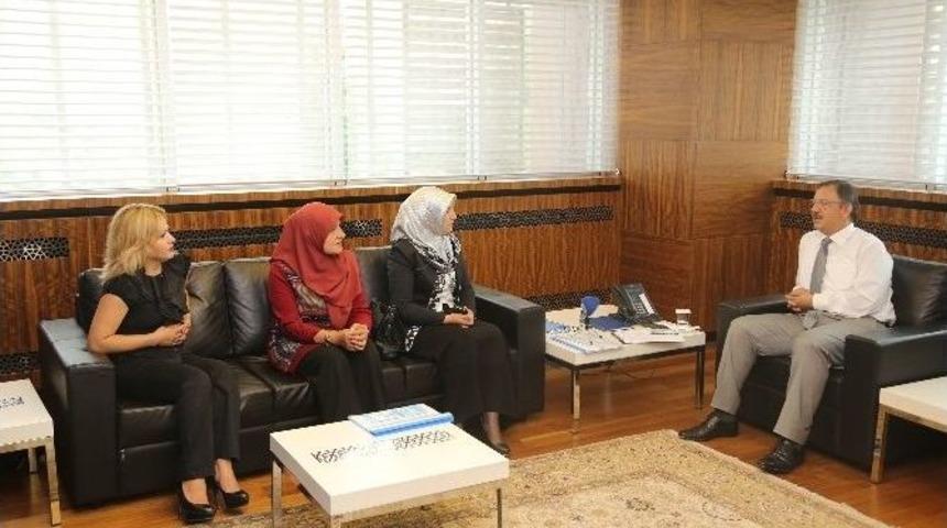 B&uuml;y&uuml;kşehir Belediye Başkanı &Ouml;zhaseki&rsquo;nin Kabul G&uuml;n&uuml;