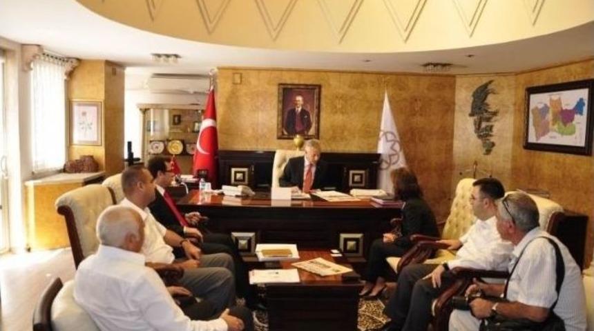 Vali Taşkesen T&uuml;siad Heyetini Makamında Kabul Etti
