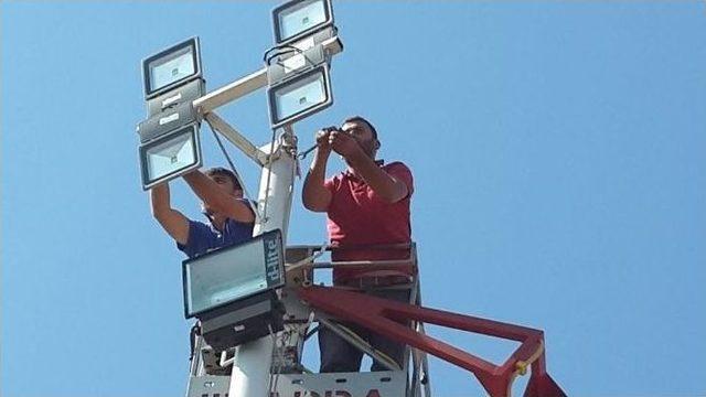 Lapseki Stadı Uefa Standartlarına Kavuştu