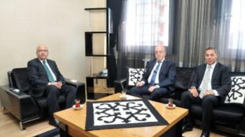Vakıfbank Genel M&uuml;d&uuml;r&uuml; Aydoğan&rsquo;dan Başkan &Ccedil;oban&rsquo;a Ziyaret