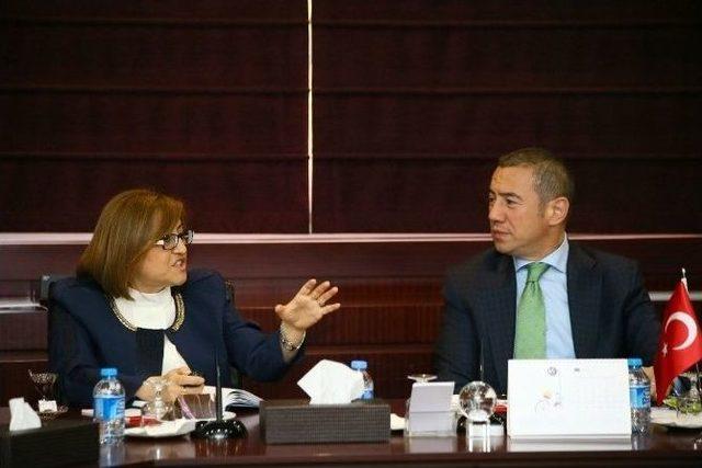 Şahin: “demokrasi Yerelde Başlar”