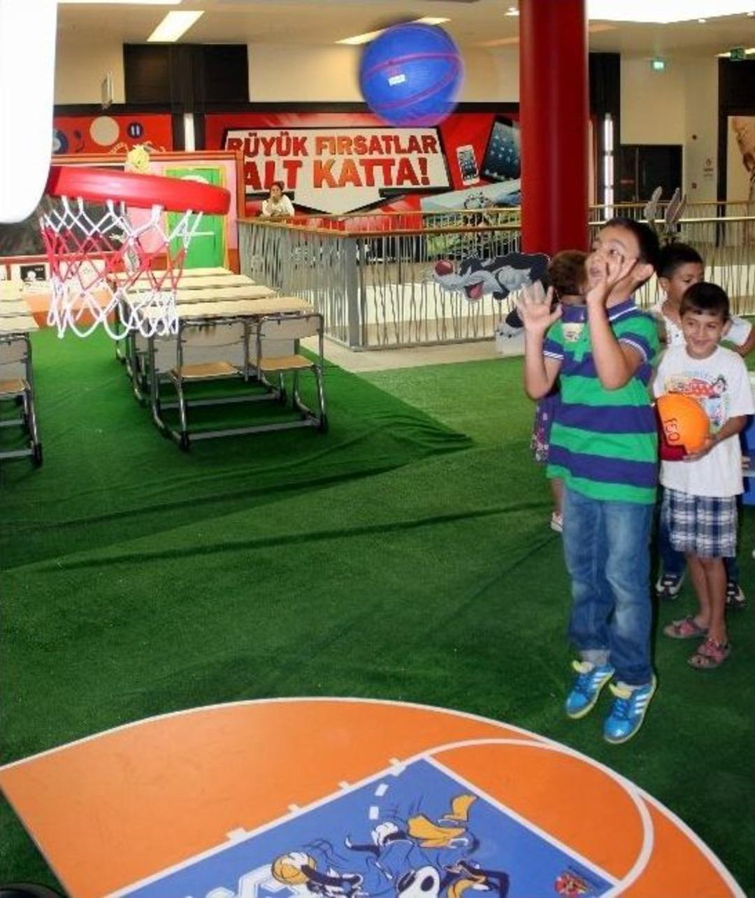 &Ccedil;ocuklar Forum Gaziantep&rsquo;te Eğleniyor