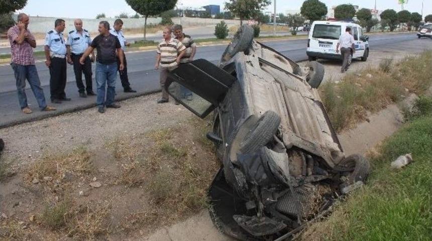 Trafik Kazası: 3 Yaralı