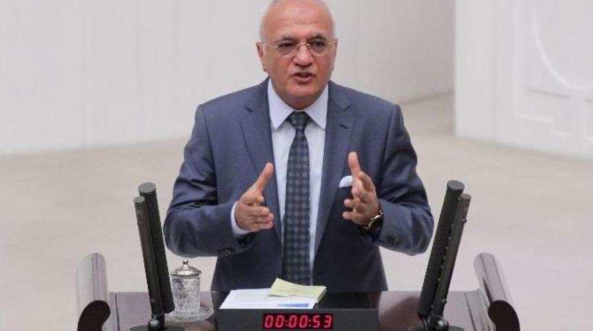 &Uuml;mraniye Ve Ataşehir İl&ccedil;eleri Sınırları Tartışması