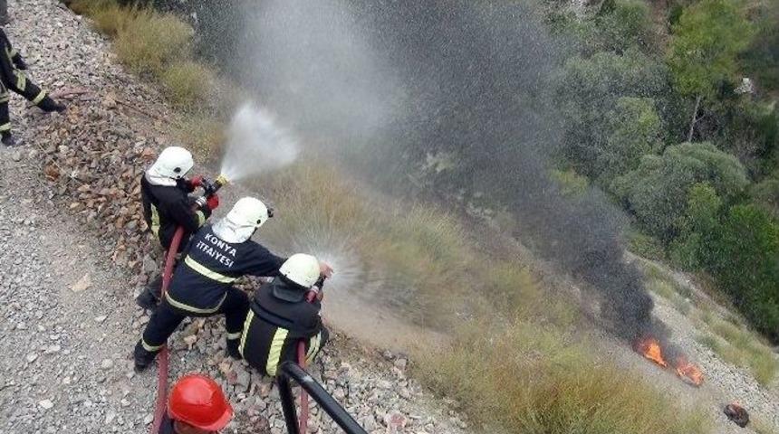 Akşehir İtfaiye&rsquo;sinden Ger&ccedil;eğini Aratmayan Tatbikat