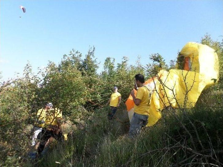 (özel Haber) Türbülansa Giren Paraşüt Yere Çakıldı: 1 Yaralı G2