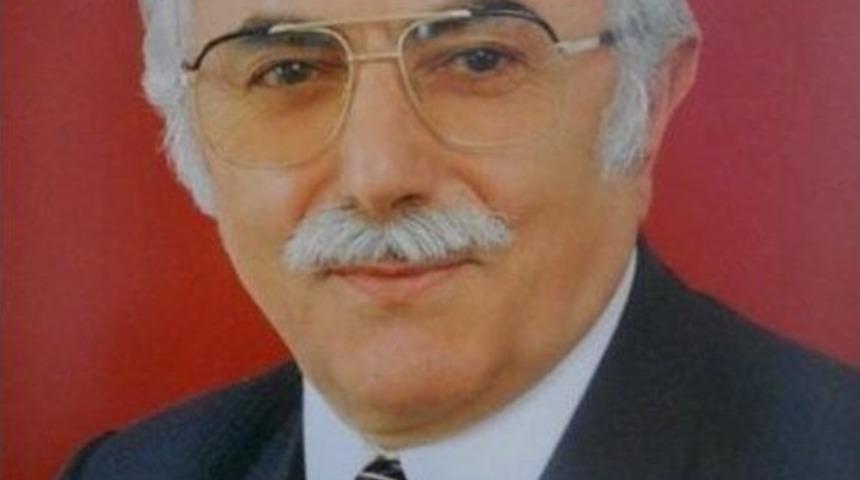 Efsane Öğretmen Hüseyin Hüsnü Tekışık Son Yolculuğuna Uğurlandı