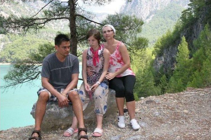 15 Yaşındaki Alman Kıza Tecavüz İddiası G3