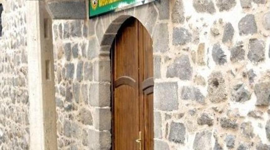 Siverek K&uuml;rt K&uuml;lt&uuml;r Merkezinden Basın A&ccedil;ıklaması