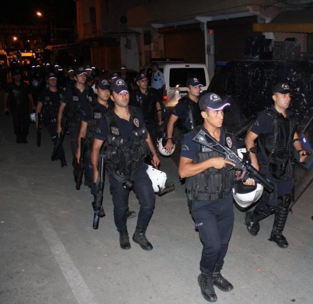 Adana'da Bin 500 Polisle Uyuşturucu Operasyonu