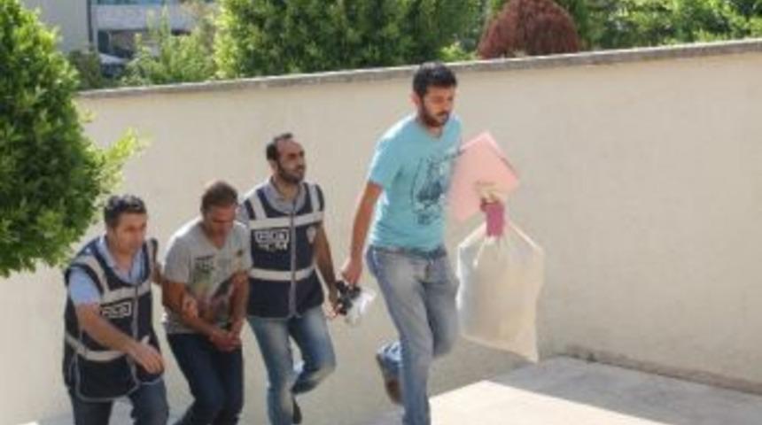 Marmaris&rsquo;te 5 Kilogram Esrar Ele Ge&ccedil;irildi